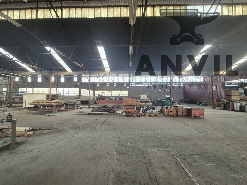2 000m² Warehouse in Secure Alrode Park – Ideal for light manufacturing 