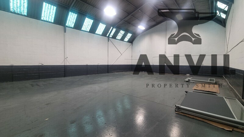 11 Caxton Street - Parow East  - C7 property image 3