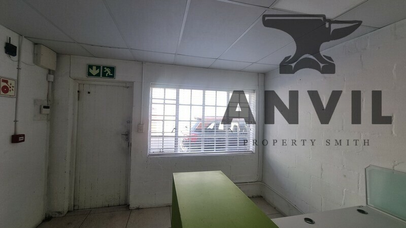 11 Caxton Street - Parow East  - C7 property image 6