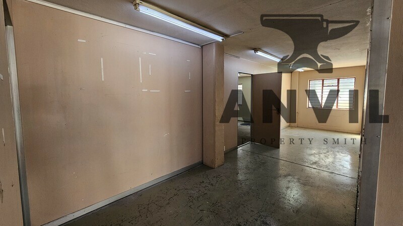 N1 Industrial Park - Unit 8 property image 4