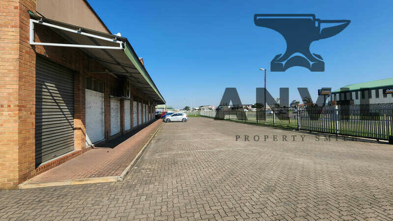 20 CERAMIC CURVE - UNIT 5 property image 16