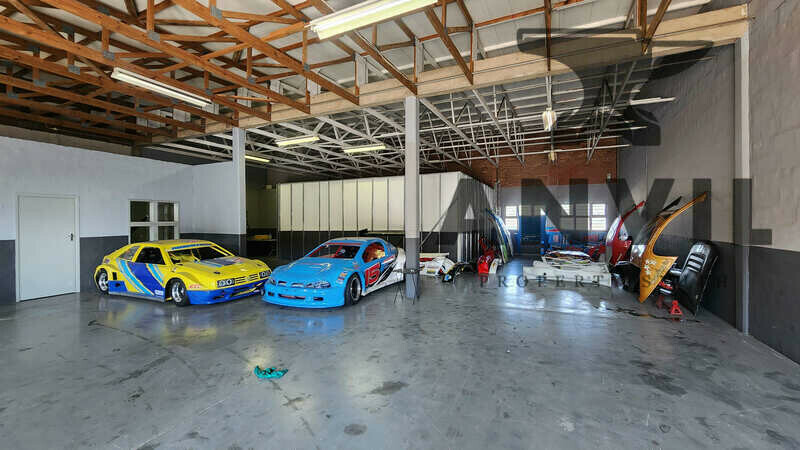 20 CERAMIC CURVE - UNIT 5 property image 3