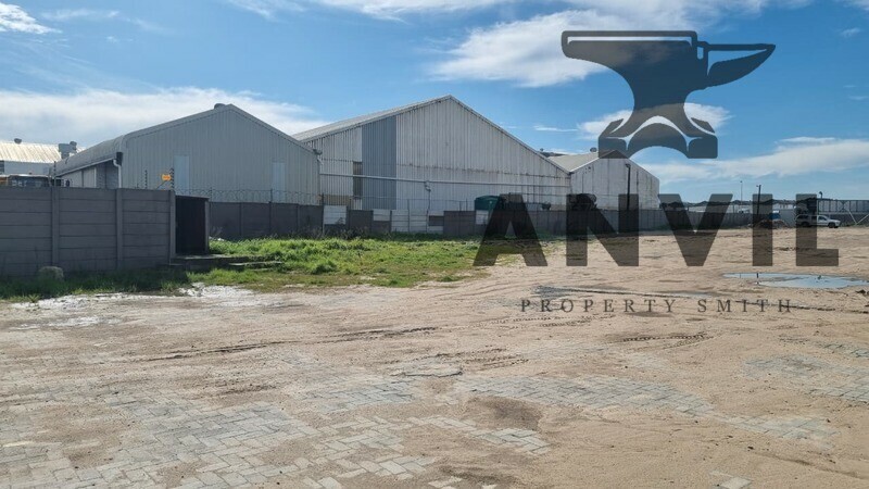 17 Manchester St, Matroosfontein, Cape Town, 7490, South Africa - Yard  property image 6