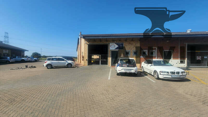 81 Ceramic Curve - Unit 8 property image 16