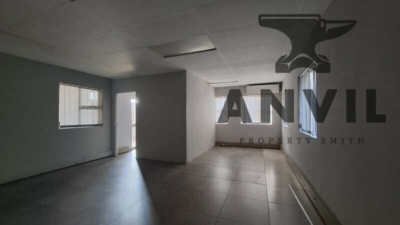 1165 Domkrag St Building - 1165 Domkrag St Entire Building property image 30