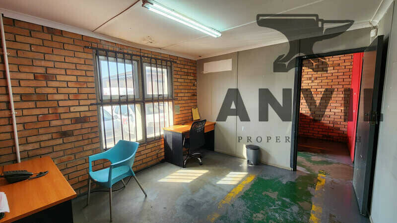 81 Ceramic Curve - Unit 8 property image 4