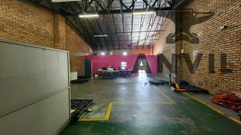 81 Ceramic Curve - Unit 8 property image 10