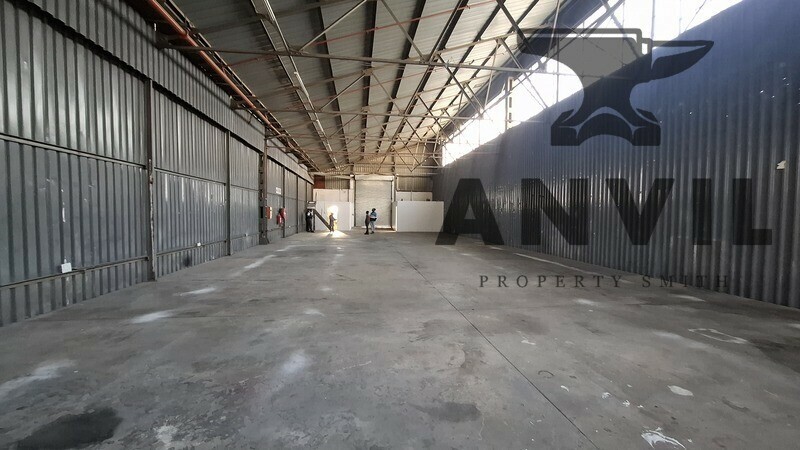 Reliance Centre, City Deep, Johannesburg South - Unit 11 - 355sqm property image 4