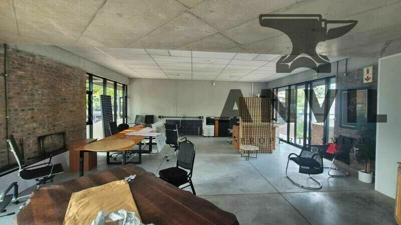 Bloomingdales Office Park, 34 9th Avenue, Walmer - Office 6 property image 4