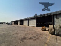 26 flamink Rd, Alrode - Prime Logistics & Trucking Facility – ±1,155m² Under Roof on 4,000m² Erf property image 7