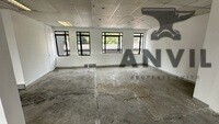 Hyde Park Lane, Hyde Park - Edinburgh Gate- 1st Floor property image 8