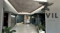 Hyde Park Lane, Hyde Park - Grosvenor Gate first floor property image 3