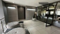 Hyde Park Lane, Hyde Park - Grosvenor Gate first floor property image 4