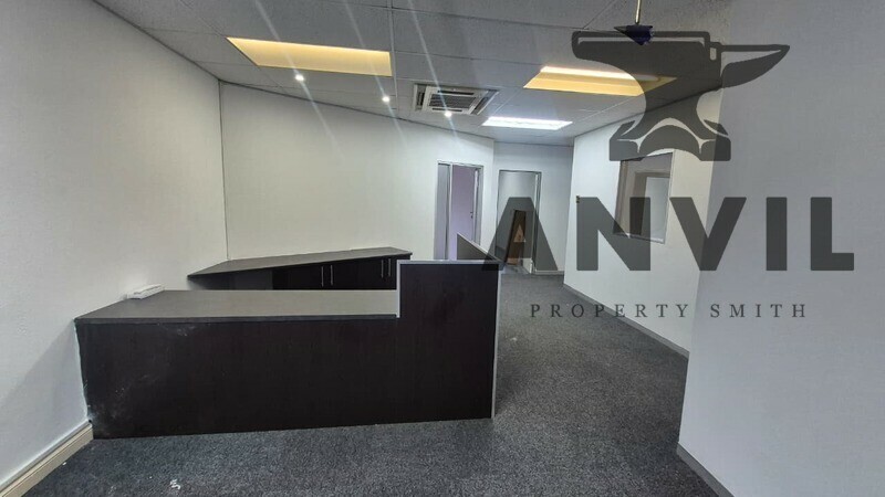 Harbour View, 19 Oakworth Rd, South End, Port Elizabeth - 19 Oakworth Rd, South End, Port Elizabeth property image 2