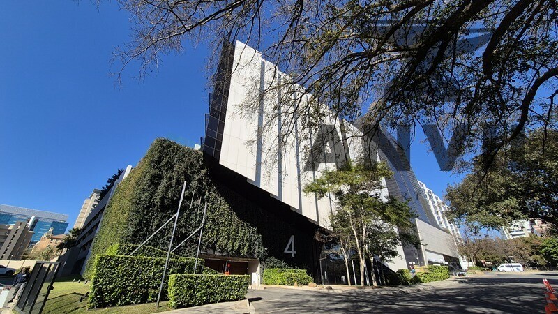 Entire Building