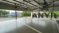 Ex Ford Constantia Garage - Unit To Let property image 6