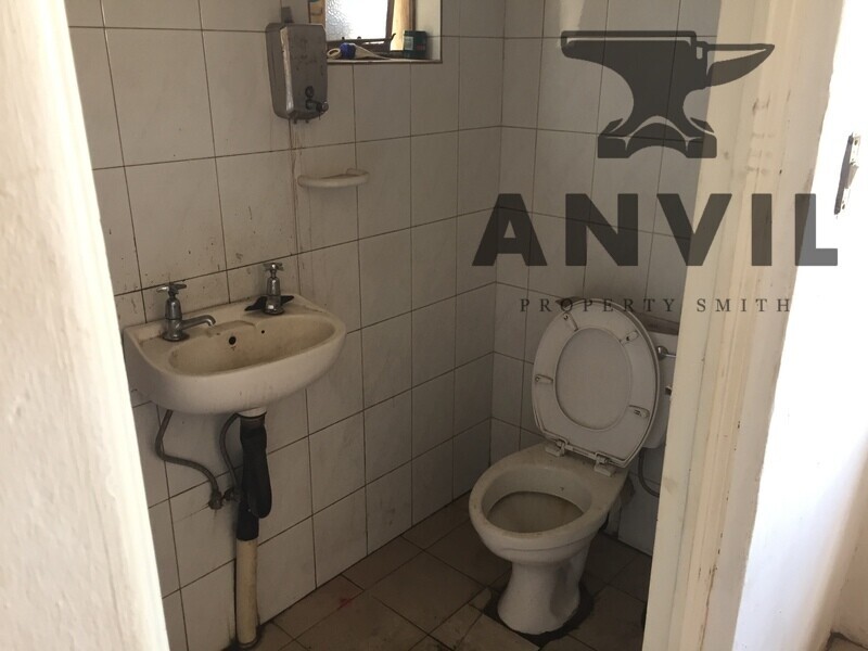 18 Junction Road, Driehoek, Germiston - 2 properties together property image 11