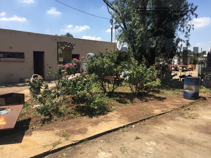 18 Junction Road, Driehoek, Germiston - 2 properties together property image 24