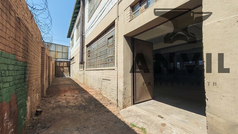127 Booysens Road Warehouse - Entire Warehouse For Sale property image 9