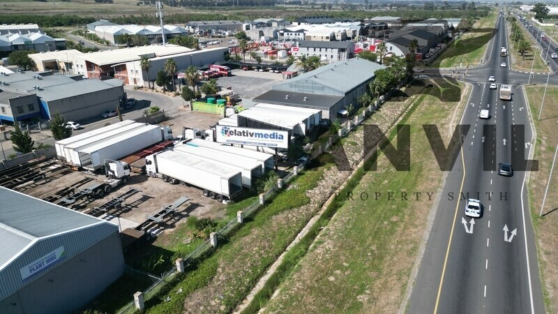 Unit B - Warehouse + Yard