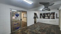 12-14 Buketraube Cres - Unit C - Office Warehouse + Yard 2468m²  property image 11