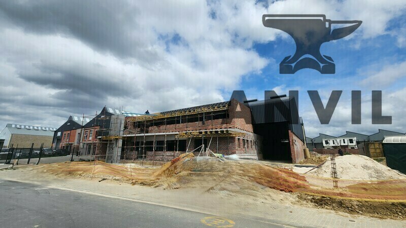 1003 m² Warehouse to Let