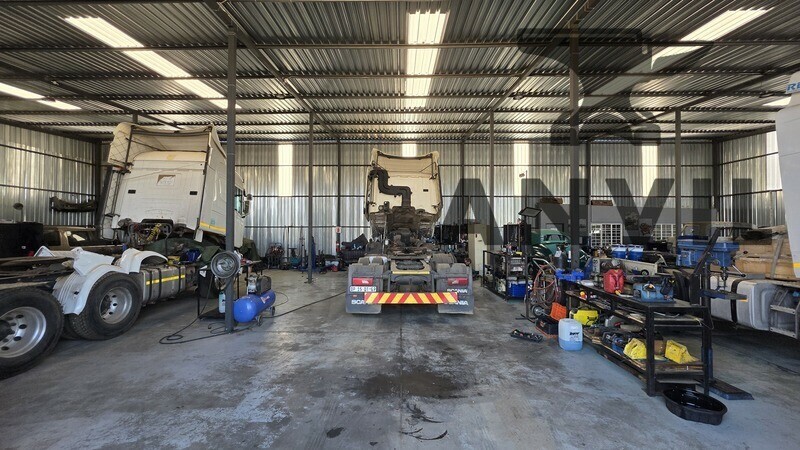 Merrod Truck Park - 1685M2 Warehouse and Yard property image 7