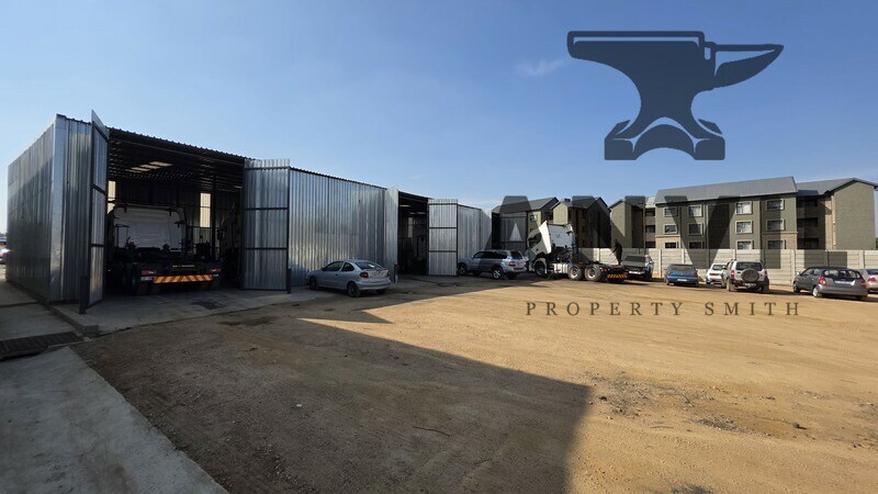 Merrod Truck Park - 1685M2 Warehouse and Yard property image 4