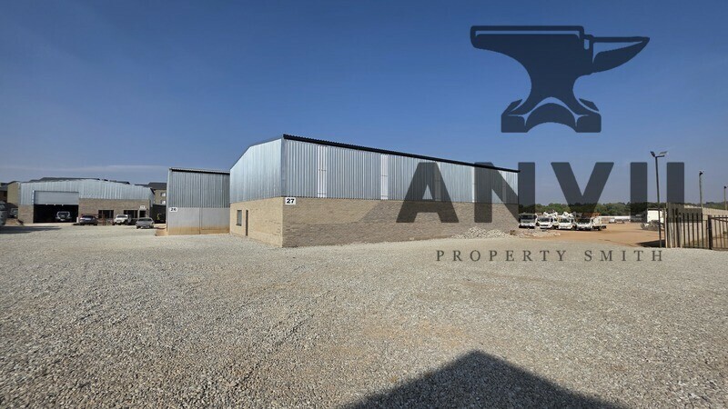 Merrod Truck Park - 1685M2 Warehouse and Yard property image 18
