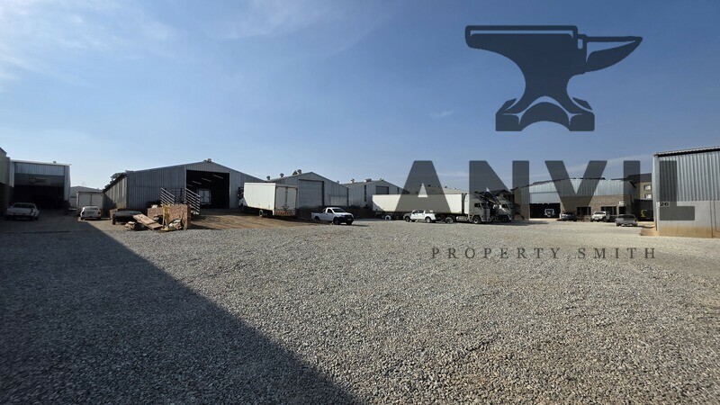 Merrod Truck Park - 1685M2 Warehouse and Yard property image 19