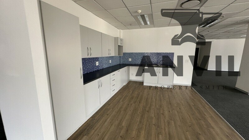 160 Jan Smuts in Rosebank - Portion First Floor  property image 12