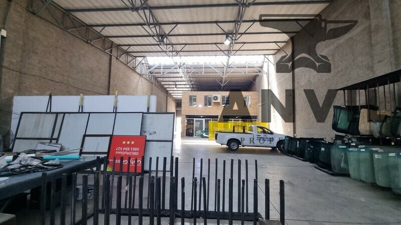 Corner Fleming Road & Koornhof Road, Meadowdale - Unit 2 property image 11