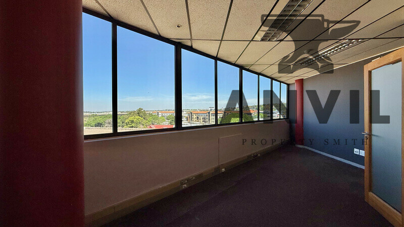 1006 On The Lake Outspan House, Centurion - 5th Floor Unit 5A property image 9