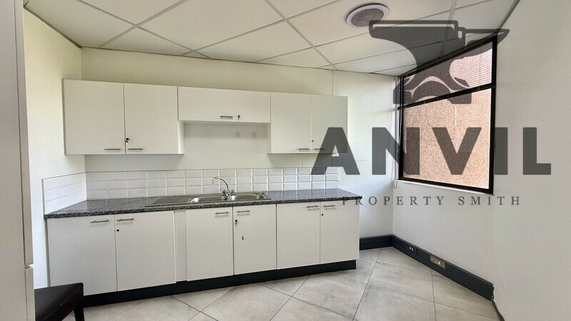 1006 On The Lake Outspan House, Centurion - 2nd Floor Office 170sqm - 02F property image 4