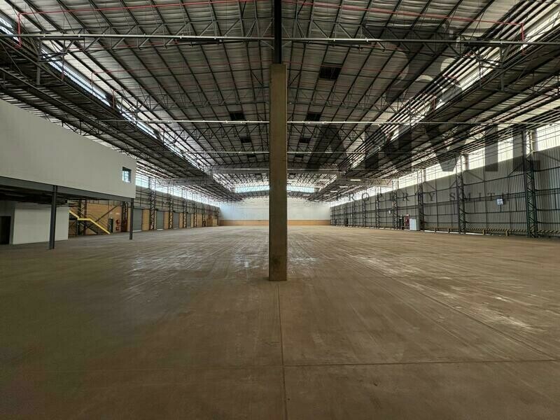 Gosforth Business Park - Scalable 5,860m² Logistics Facility to Let in Gosforth Park property image 6