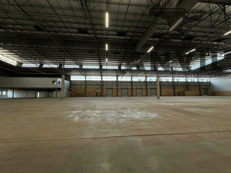 Gosforth Business Park - Scalable 5,860m² Logistics Facility to Let in Gosforth Park property image 9