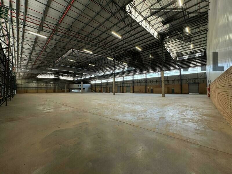 Gosforth Business Park - Scalable 5,860m² Logistics Facility to Let in Gosforth Park property image 3