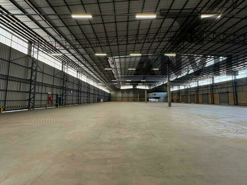 Gosforth Business Park - Scalable 5,860m² Logistics Facility to Let in Gosforth Park property image 12