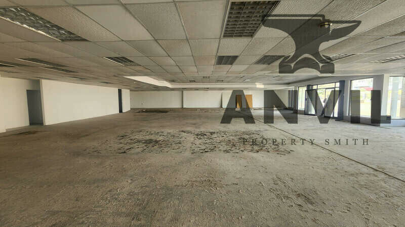 16 Maxwell street - SHOP 3 property image 3