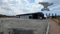 Fair Que Business Park - Block A - Warehouse A property image 3