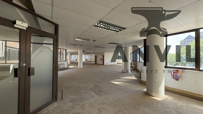 1006 On The Lake Outspan House, Centurion - FF Unit 01B property image 3