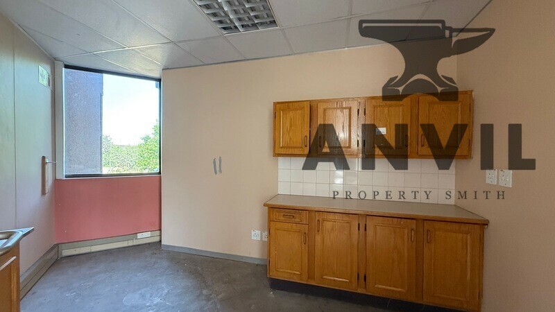 1006 On The Lake Outspan House, Centurion - FF Unit 01B property image 8