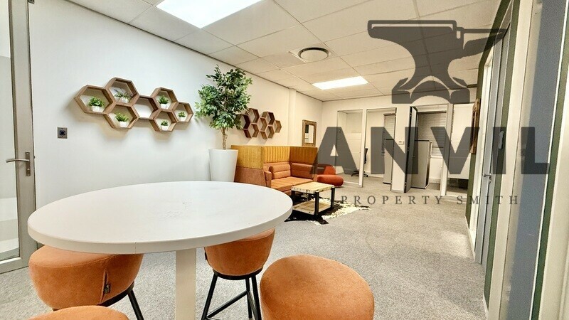 Corobay Corner Block A, Menlyn Maine, Pretoria - Unit 30 property image 10