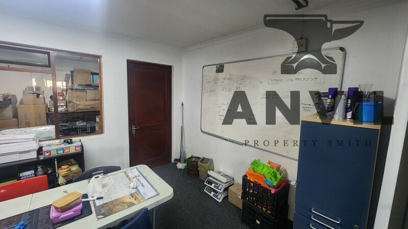 Neulux Industrial Park - Unit E property image 17