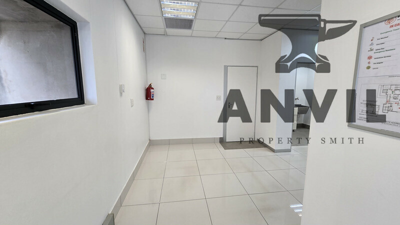 Kamdar House - 1st Floor. Suite 5 property image 4