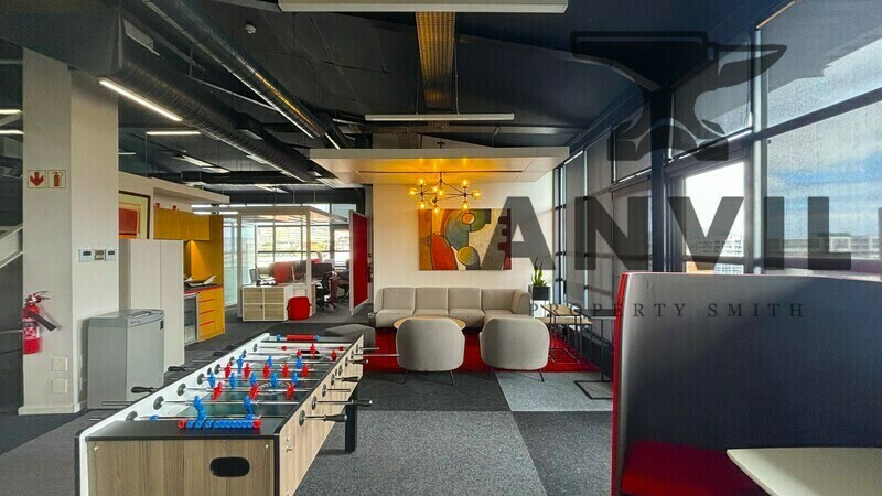 7th Floor 713m2 