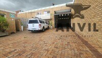 1 Shiraz Road - Unit B property image 1