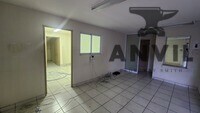 1 Shiraz Road - Unit B property image 9