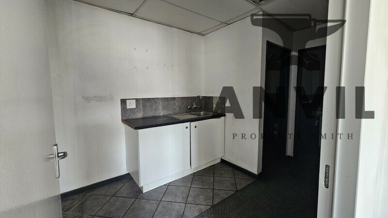 Pentagon Park, Capital Hill, Midrand - Unit 7 property image 9