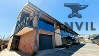 352 Angus Cresent - Standalone unit property image 1